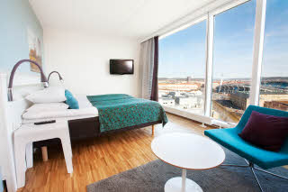 Foto: Paul Bjorkman, www.paulbjorkman.se, +46 722503391, paul@paulbjorkman.se Scandic Opalen, superior room